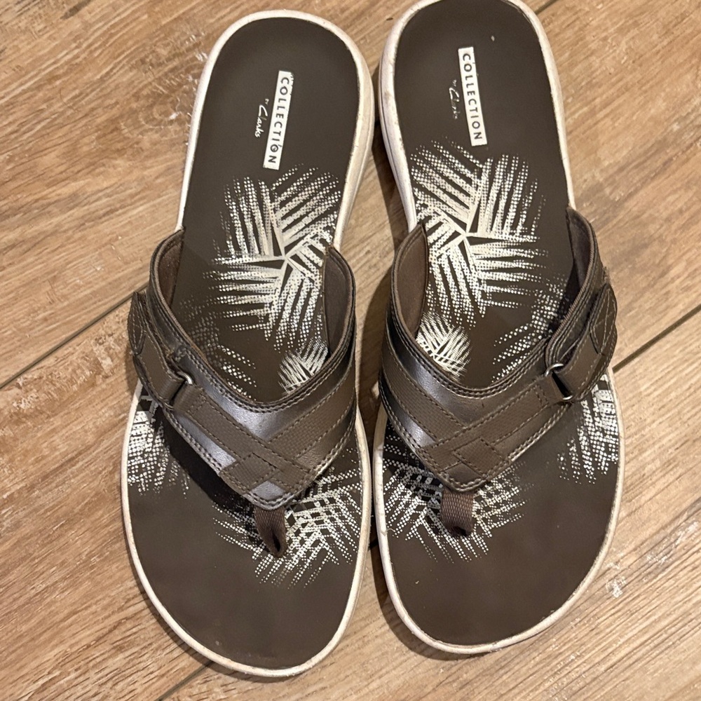 Clark’s Dark Brown Slide Sandals with Palm Print Insole